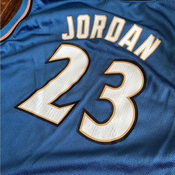 🧙♂️MICHAEL JORDAN JERSEY🧙♂️ - Picture 3 of 5